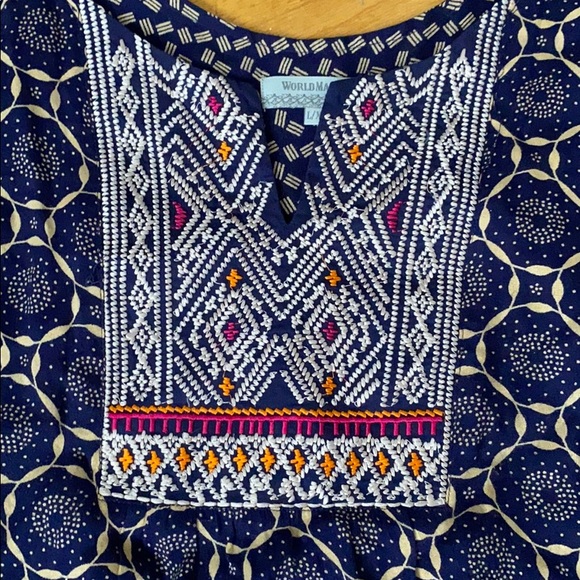 Embroidered tank top - Picture 2 of 3